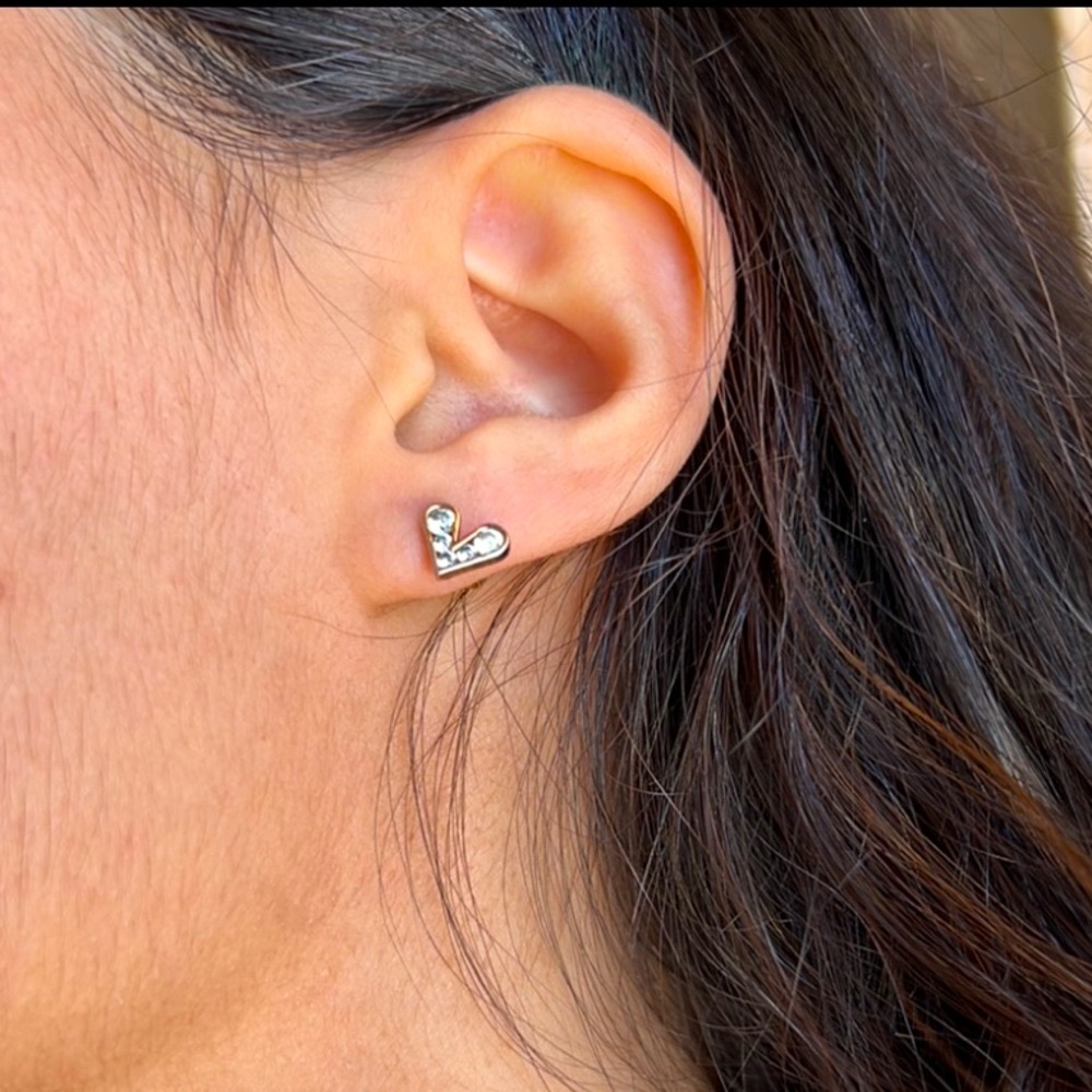 Rose Gold Diamond Heart Stud Earrings